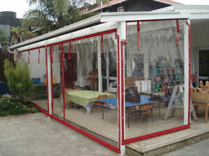 cafe_clear_plastic_drops_kindergarden.jpg