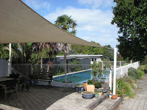 shade_sail_outdoor_area.jpg